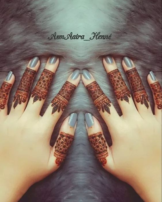 Simple Mehndi Designs For Fingers 1