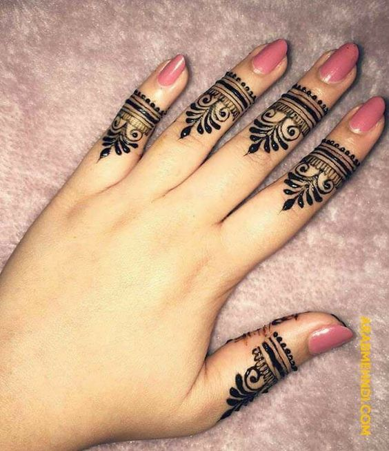 Stylish Mehndi Designs for Fingers 3