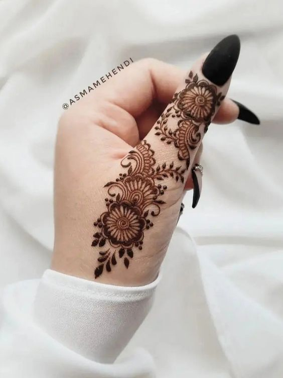 Mehndi Designs for Single Fingers 2