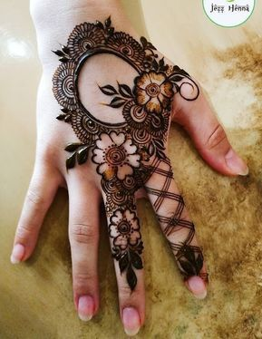 Simple-Arabic-Mehndi-Design-6