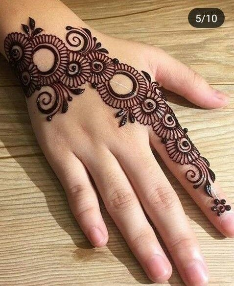 Simple-Arabic-Mehndi-Design-10