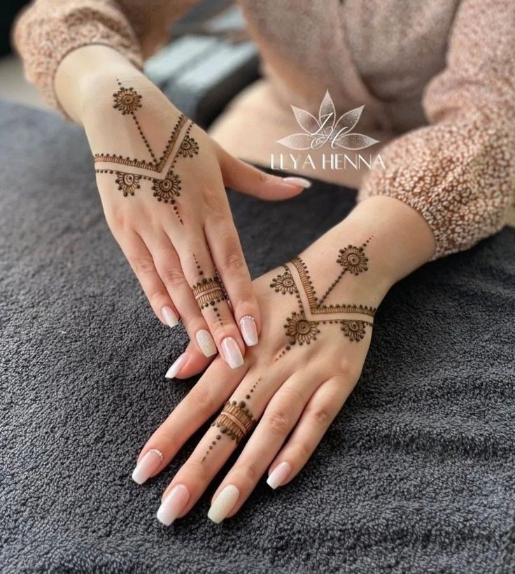 Simple-Arabic-Mehndi-Design-15