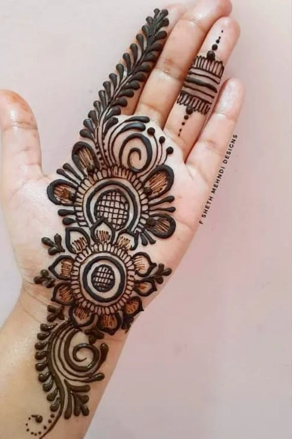 Arabic-Mehndi-Designs-for-Front-Hands-11