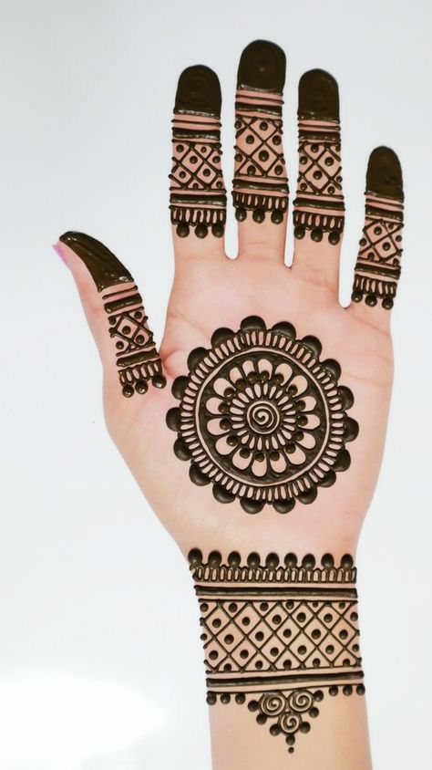 Arabic-Mehndi-Designs-for-Front-Hands-14