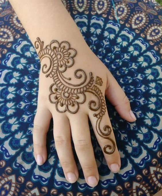 Arabic-Mehndi-Designs-for-Kids-2