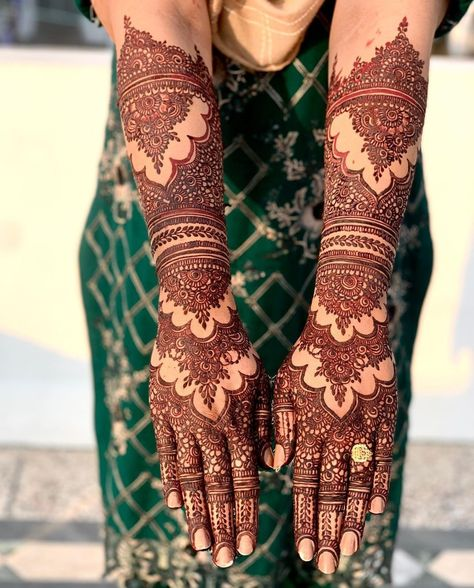 Arabic-Mehndi-Designs-for-Bridals-3