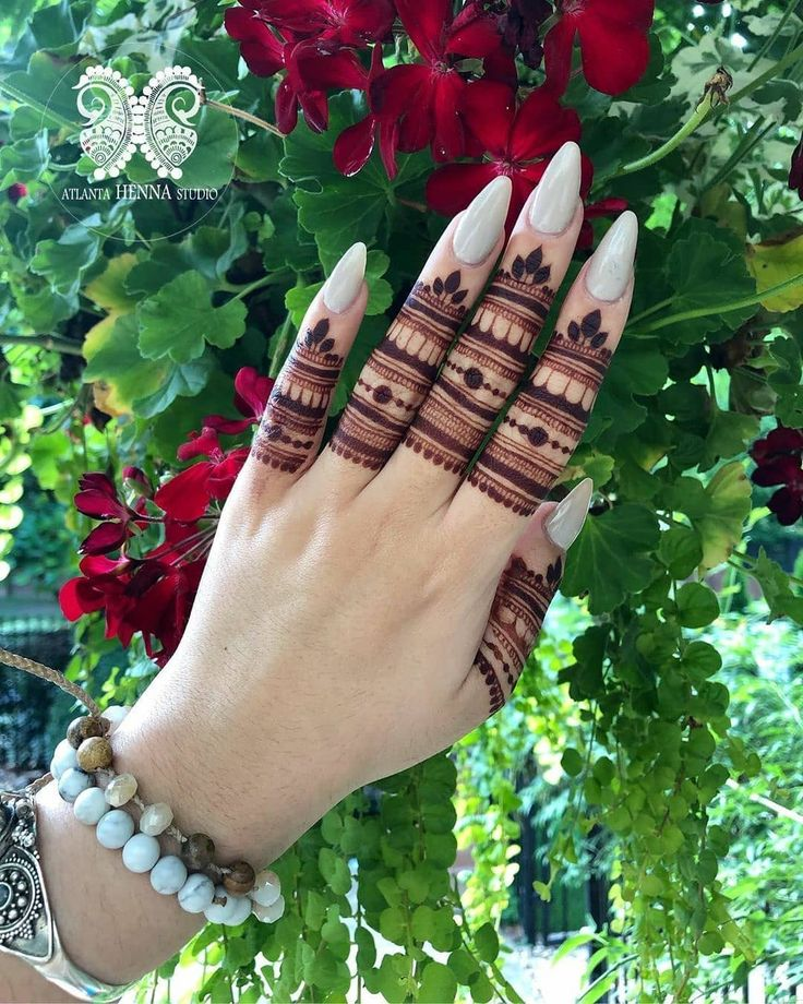 Arabic-Mehndi-Designs-for-Fingers-2