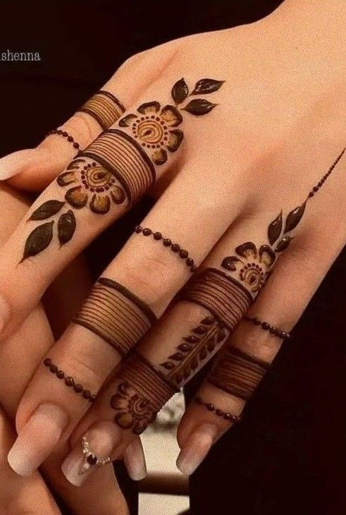 Arabic-Mehndi-Designs-for-Fingers-3