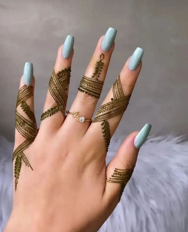 Arabic-Mehndi-Designs-for-Fingers-5