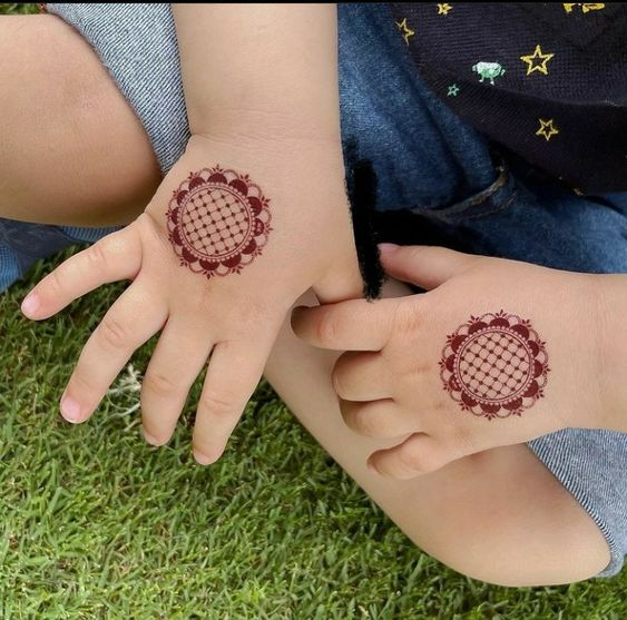 Mehndi Designs for Back Hands for Children 6