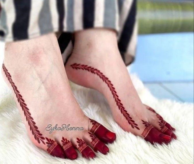 Eid Mehndi Designs for Feet 3