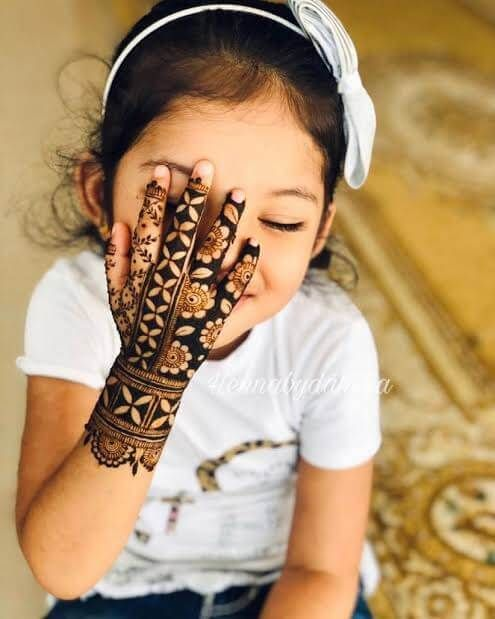 Mandala Mehndi Designs for Kids 1