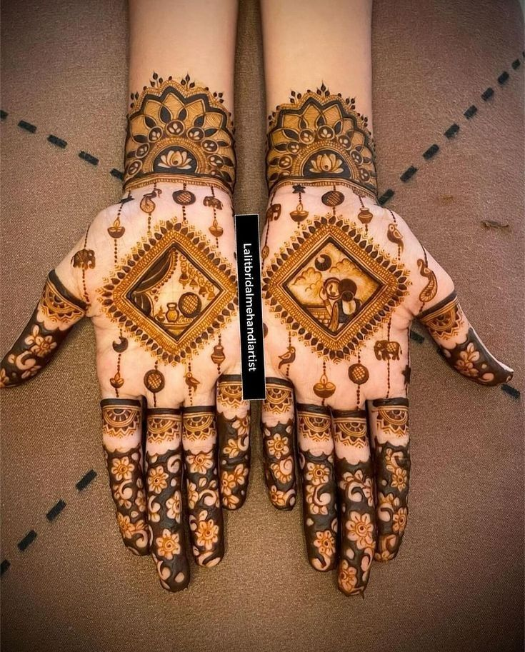 Simple Mehndi designs for kurwa chouth 6