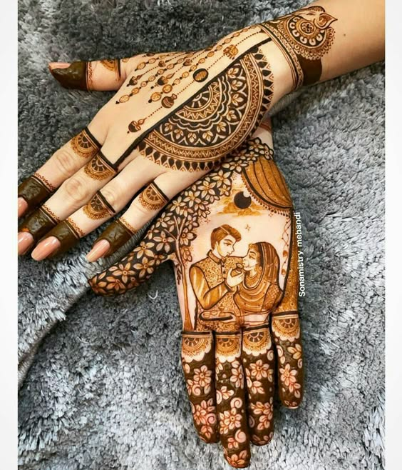Simple Mehndi designs for kurwa chouth 8