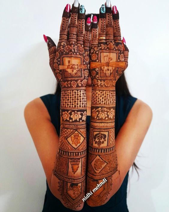 Unique Mehndi designs for kurwa chouth 4