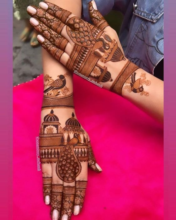 Unique Mehndi designs for kurwa chouth 8