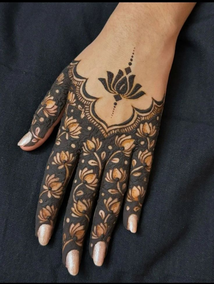 Teej Mehndi Designs for Back Hands 4