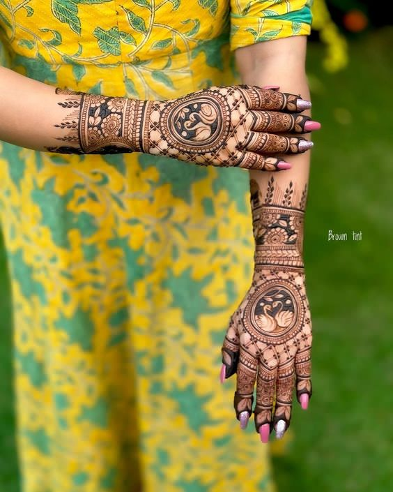 Teej Mehndi Designs for Back Hands 10