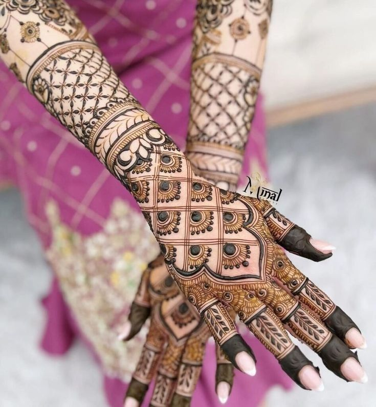 Teej Mehndi Designs for Back Hands 11