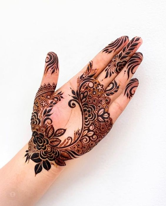 Unique Mehndi Design for Palm 8