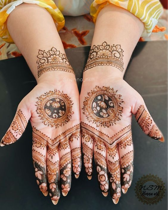 Simple Mandala Mehndi Designs 5