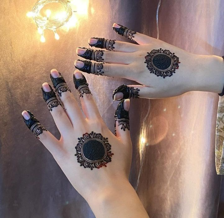 SimpleTikki Mehndi Design 5