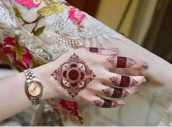 Tikki Mehndi Designs for Back Hand 3
