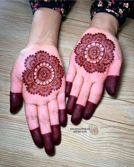 Tikki Mehndi Design for Front Hand 2
