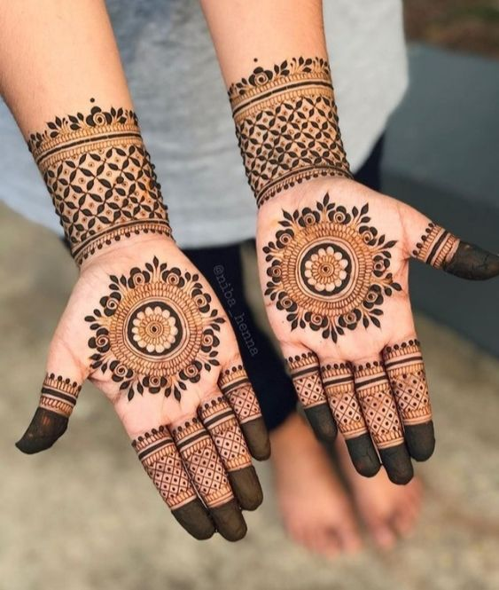 Tikki Mehndi Design for Front Hand 5