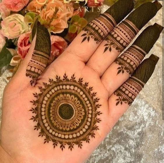 Tikki Mehndi Design for Front Hand 8