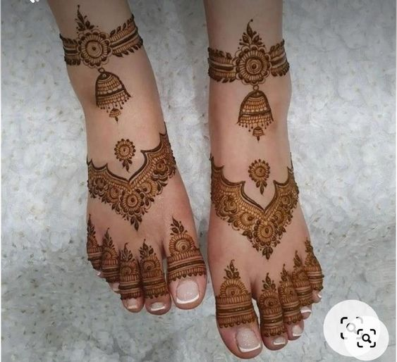 Simple Feet Mehndi Design for Bridal 2