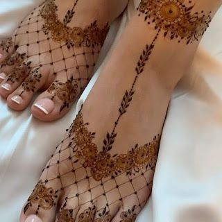 Stylish Feet Mehndi Design for Bridal 8