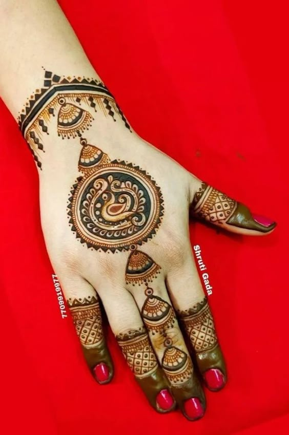 50+ Mehndi Designs for Diwali 4