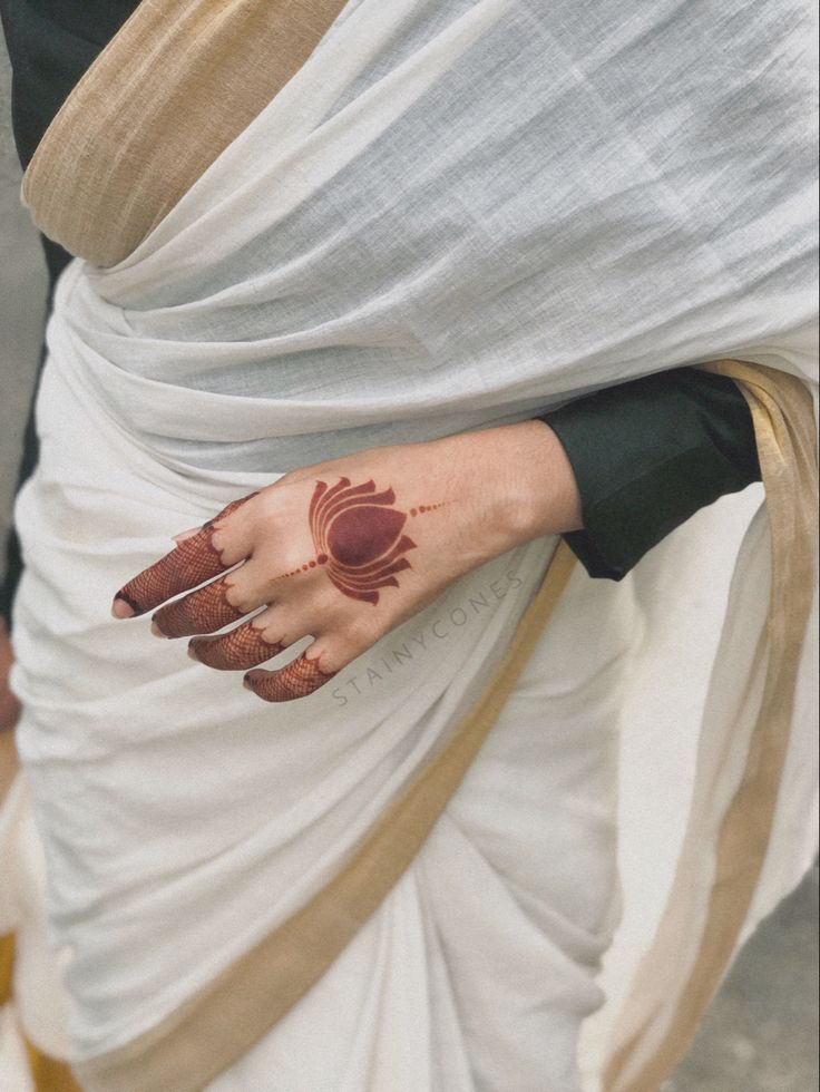 Lotus Mehndi Designs 16
