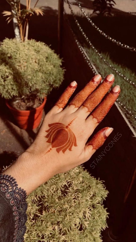 Lotus Mehndi Designs 17