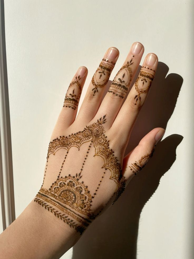 Simple Mehndi Designs for Bridals 7