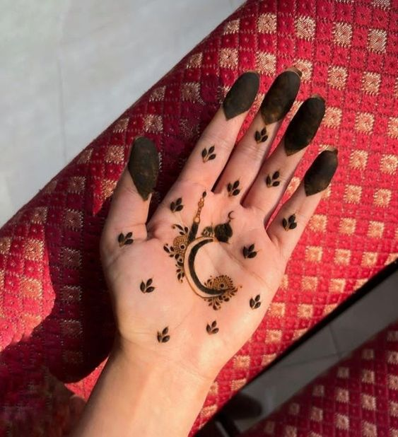 Front Hand Mehndi Design for Chand Raat 9