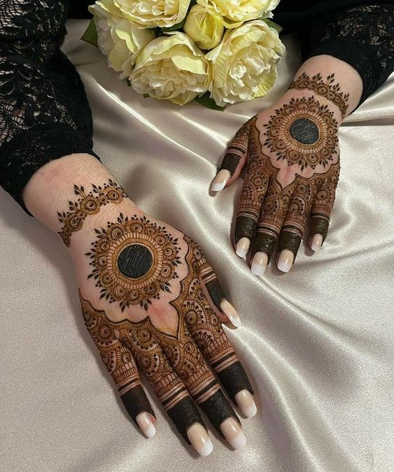 Diwali Mehndi Designs for Back Hands 2