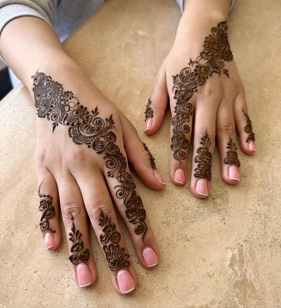 Simple Mehndi Designs for Bridals 9