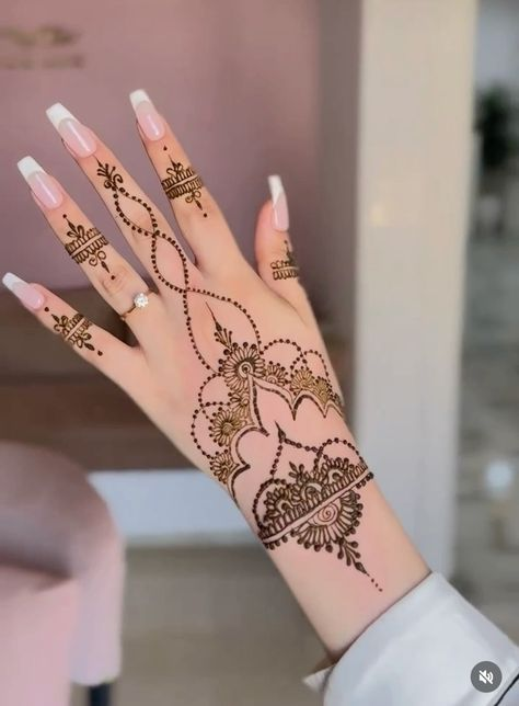30+ Latest Mehndi Designs Ideas 3
