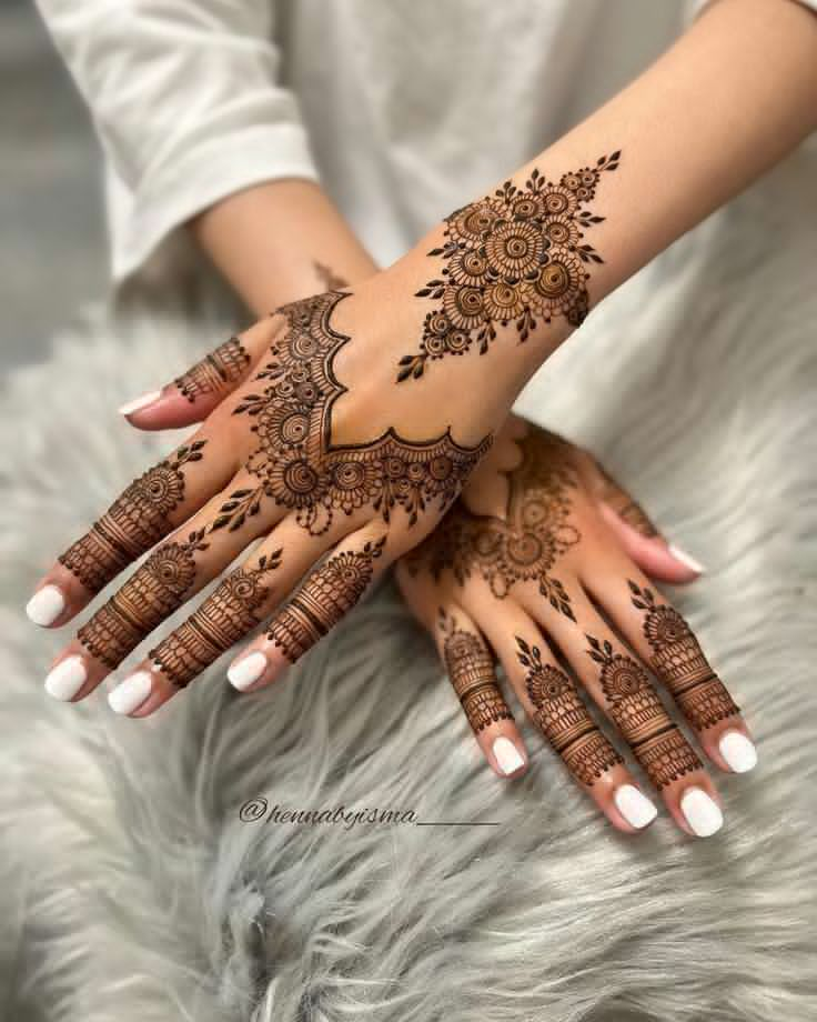 30+ Latest Mehndi Designs Ideas 4