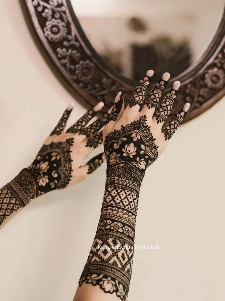 45+ Mehndi designs for Barat 2