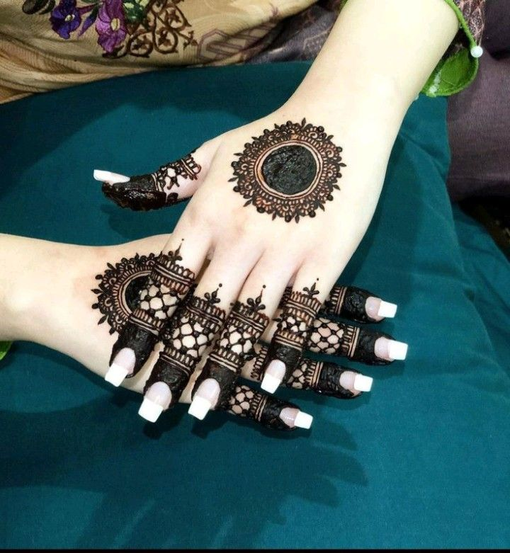 Mehndi designs for Barat 18