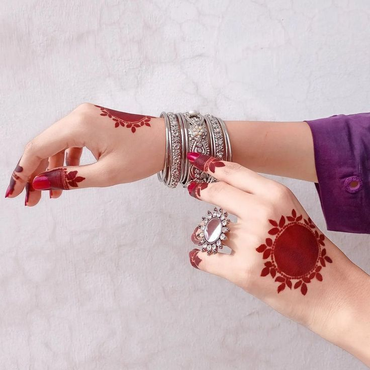 Mehndi Designs for Mayon

8
