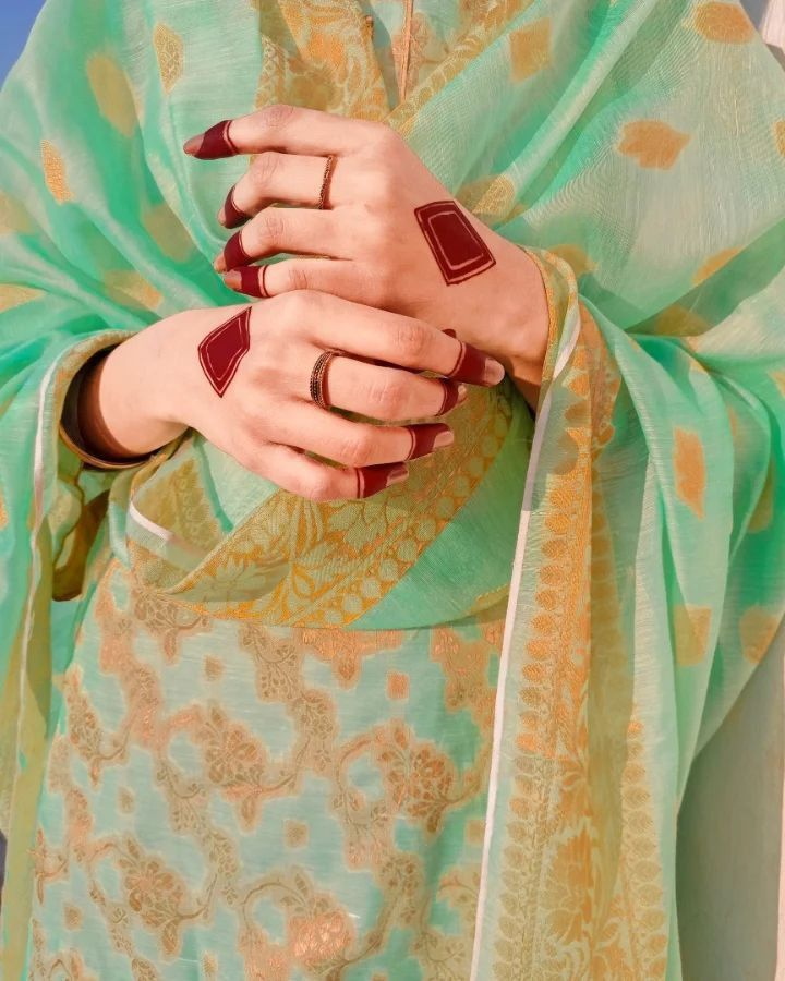 Mehndi Designs for Mayon

7