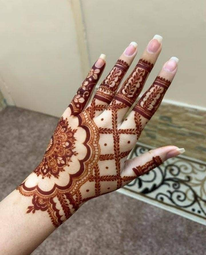 Mehndi Designs for Mayon

 19