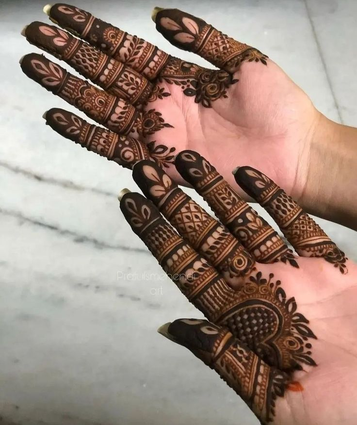 Front Finger Mehndi Design 10