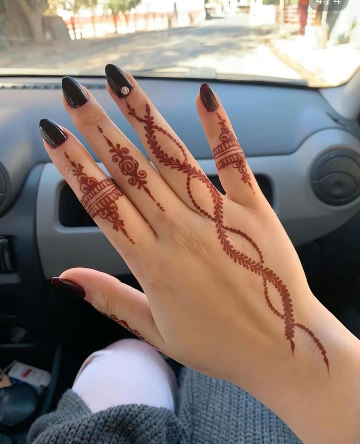 simple-mehndi-designs  2