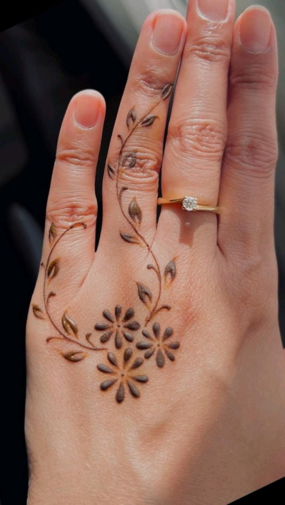 simple-mehndi-designs 15