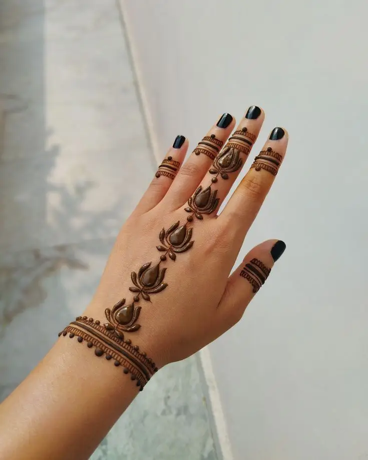 trending-mehndi-designs 3